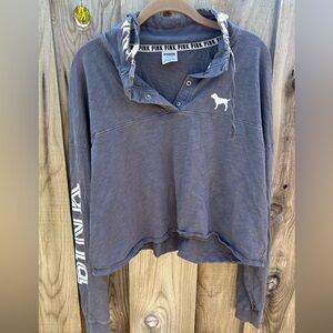 Cropped grey 1/4 button up hoodie